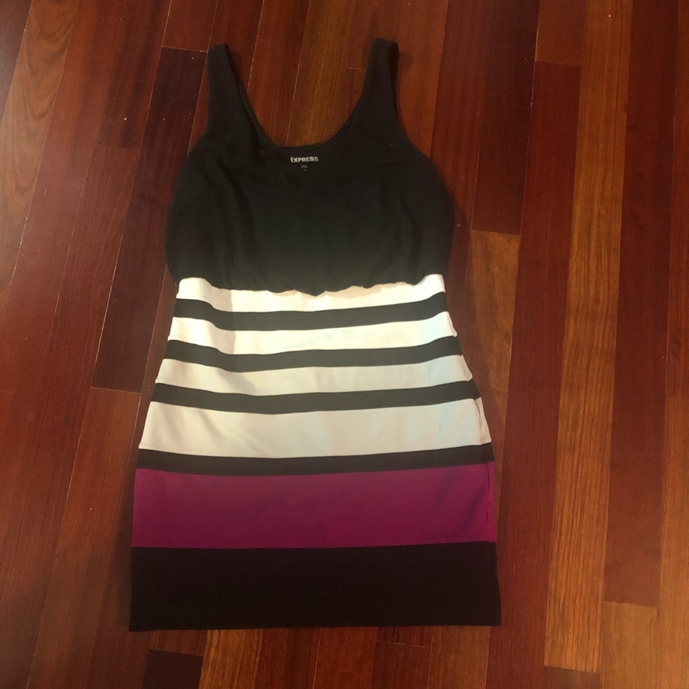 Express Dress 👗 Super Flattering